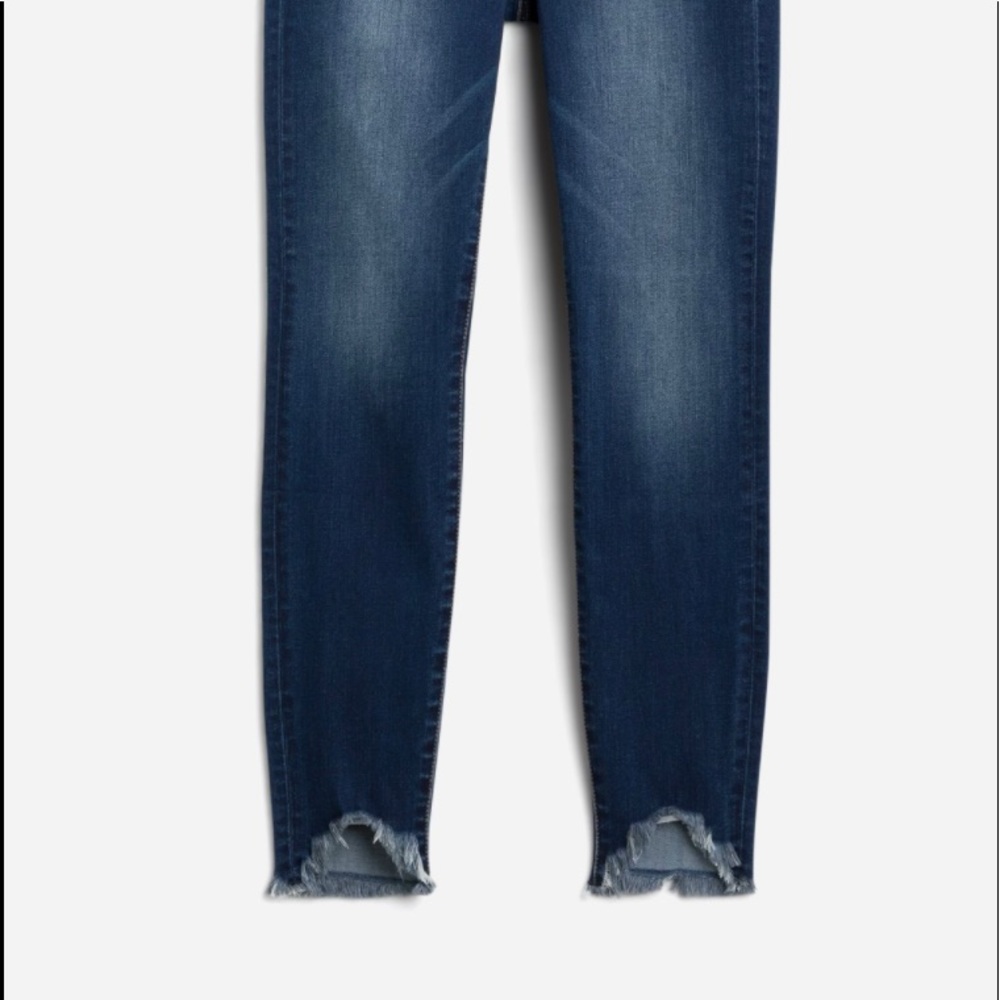 Women’s Liverpool Fray Hem Jeans, Size 6/28.